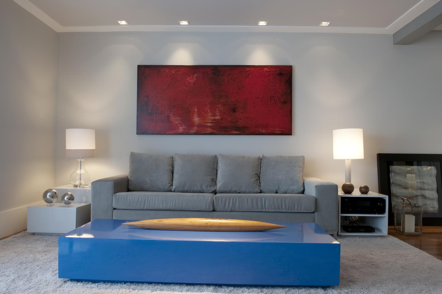 灰调现代公寓-1