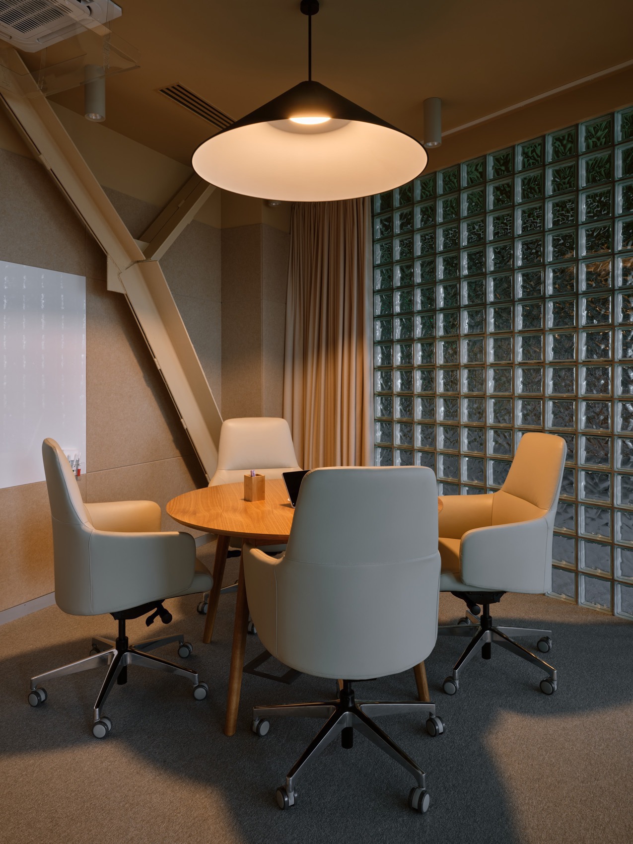 Yande·办公室,俄罗斯丨俄罗斯圣彼得堡丨‘nefa’architects-82