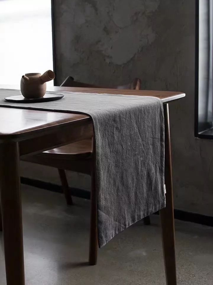 餐桌布艺搭配的艺术与技巧-57