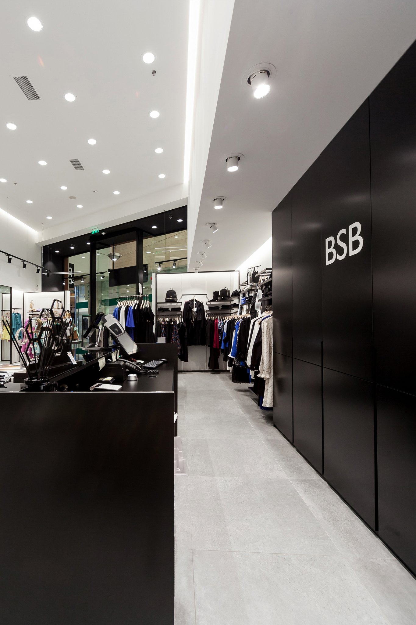 希腊 Avenue Mall 的 BSB 概念店丨希腊雅典丨Kordas Architects 建筑事务所-15