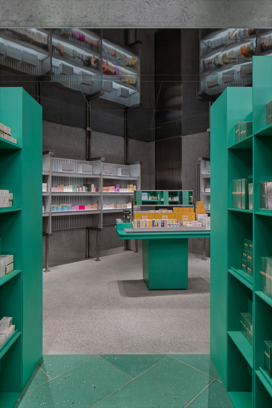 西安黑洞Haydon丨中国西安丨SALONE DEL SALON得德设计-16