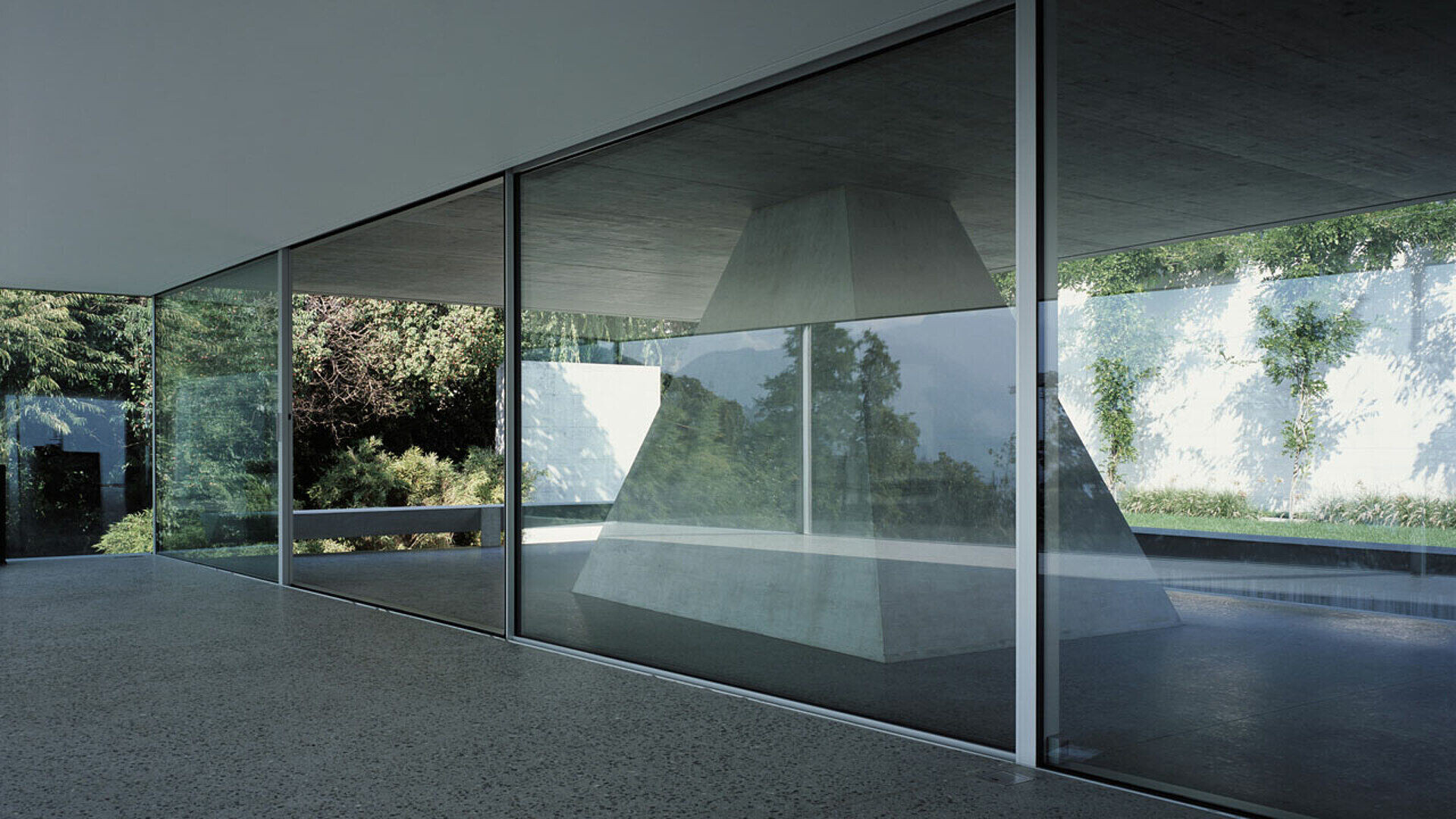 瑞士 Ticino 私人住宅的智能窗户设计丨Silvia Gmür Reto Gmür Architekten-7