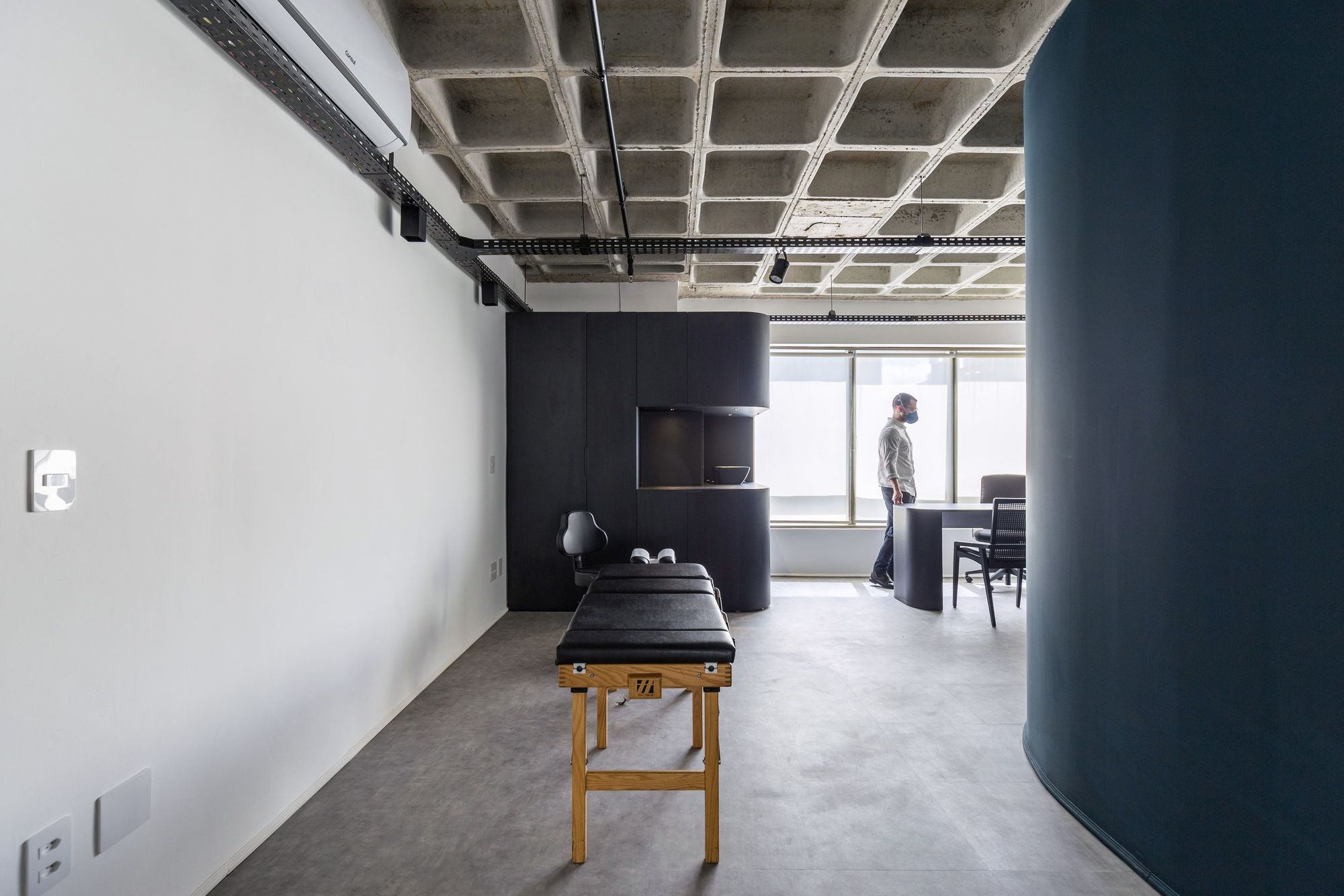 Prospine Clinic 诊所丨巴西丨URBANODE arquitetura-17