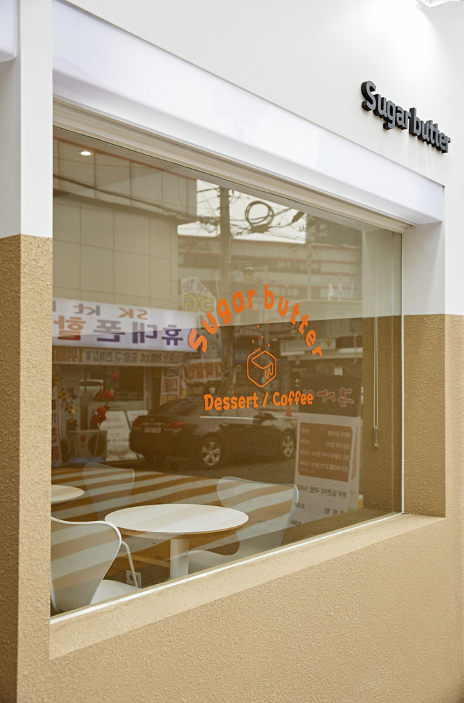 十平米甜品店，极简设计的美学魅力-12