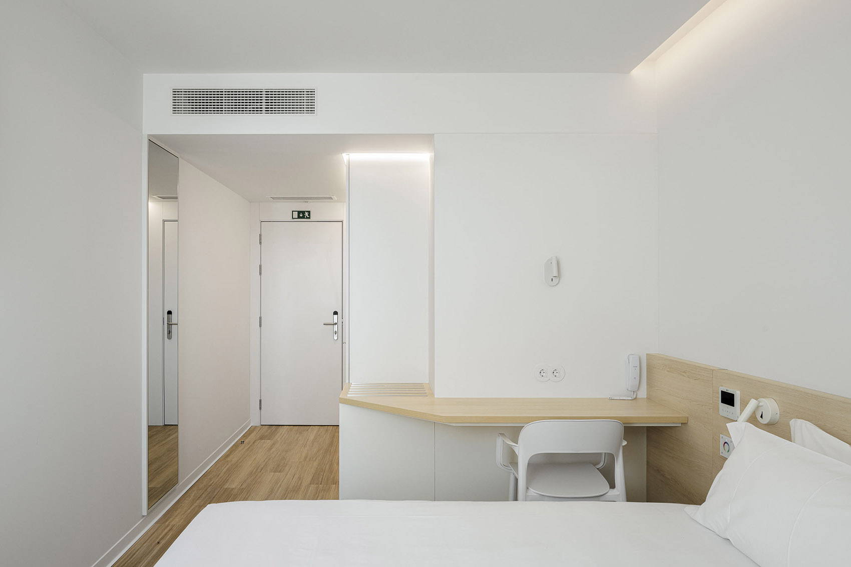 B&B Famalicão 酒店丨葡萄牙丨Jorge Domingues Arquitetos-42