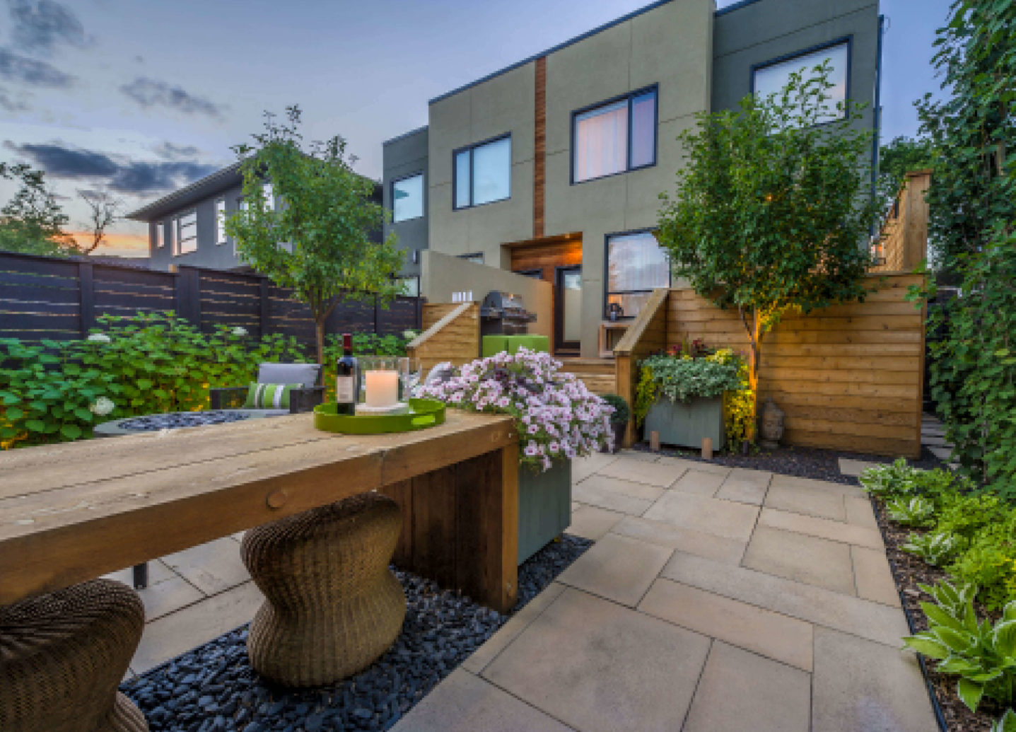 合金家园·阿尔塔多尔半独立式住宅丨加拿大-3