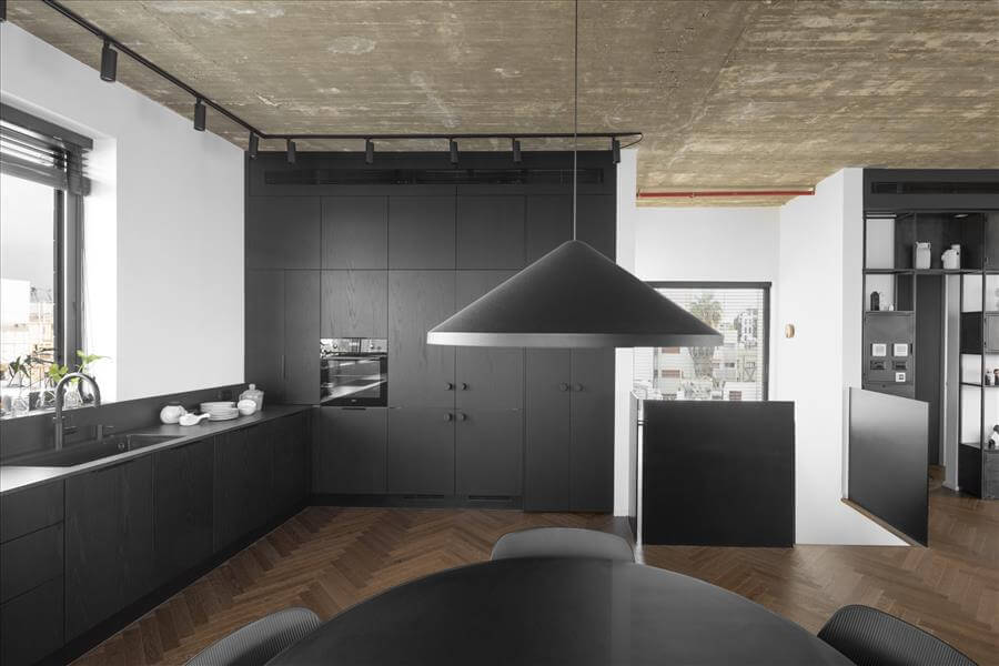 עדי אדליס | עיצוב פנים דירת גג 5 חדרים ביפו - PICKINTERI-17