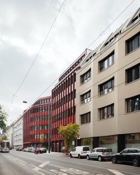 德国杜塞尔多夫Curve办公楼丨JSWD（德国科隆）