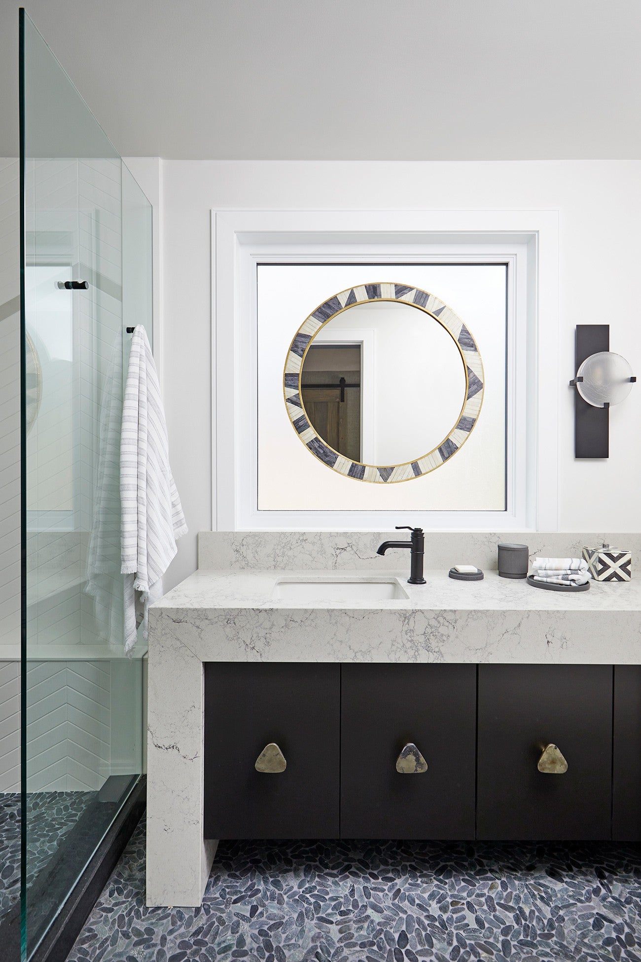 莎拉的山间度假胜地：温泉浴场丨Sarah Richardson-4