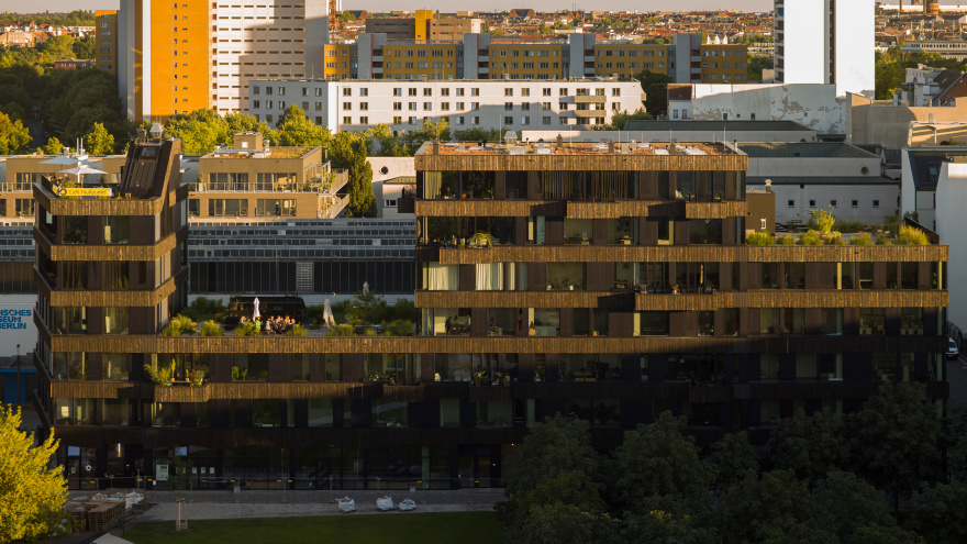 柏林 Frizz23 文化办公综合体丨德国柏林-0