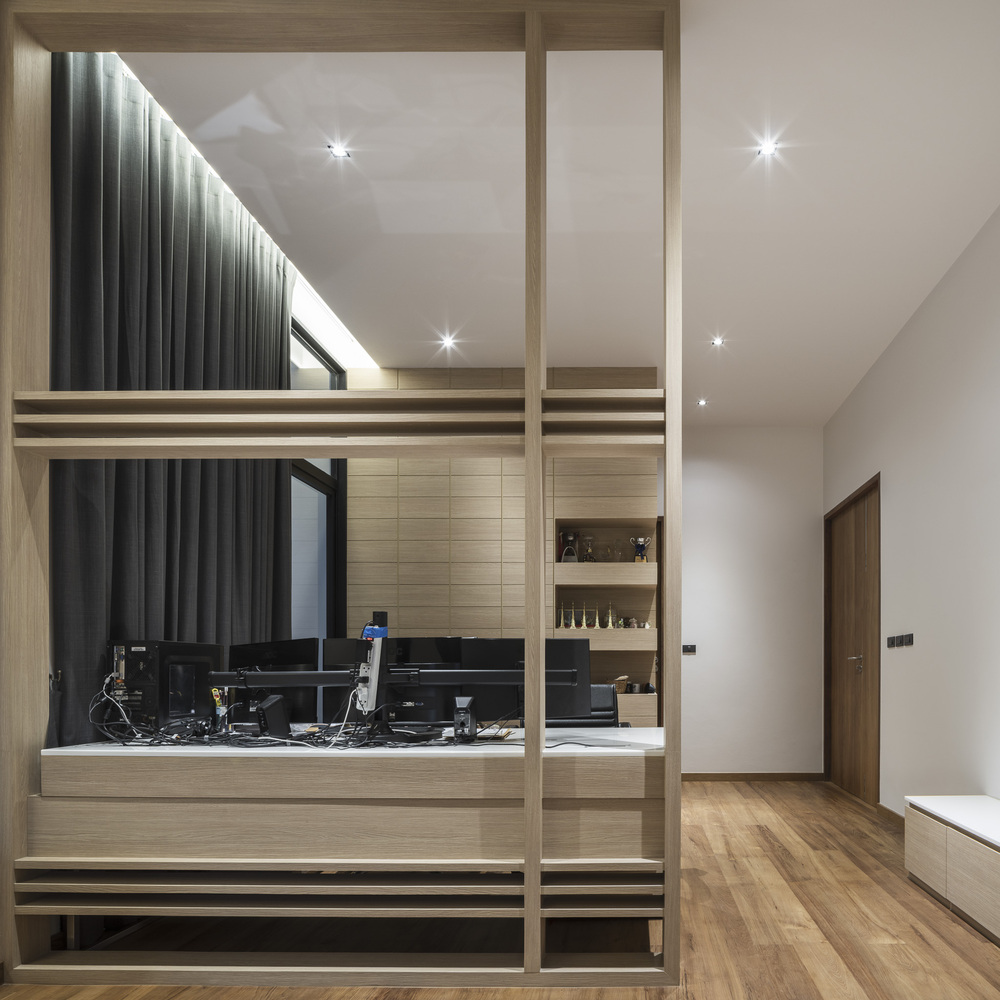 曼谷 898 平方米四口之家，多功能空间与温暖氛围的完美结合-31