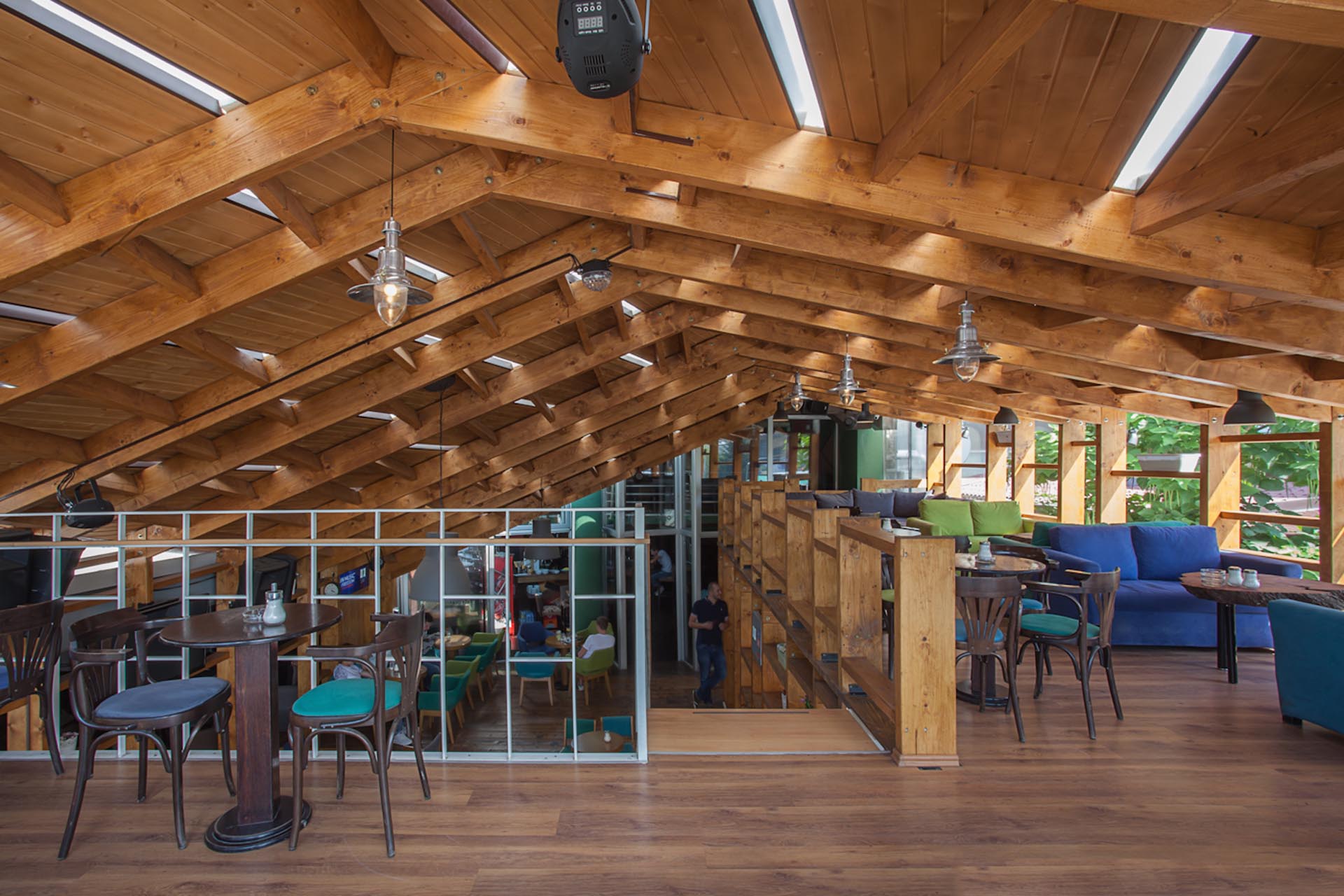 眩晕露台  BMA

注：BMA可能是特定的缩写词，如果不清楚其具体含义则按原文保留，若你能提供更多关于BMA的背景信息，可让翻译更精准 丨Armend Hebipi等四人-43