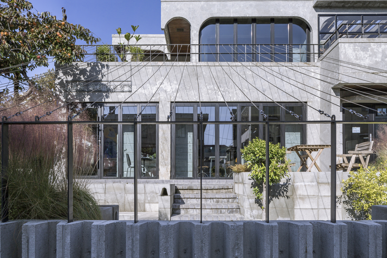 首尔老屋新生命,TEMP 建筑工作室打造独特咖啡馆-42