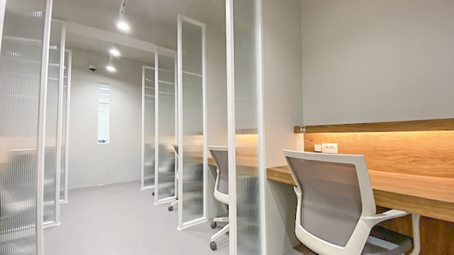 31 平简约风咖啡厅室内设计案例-17