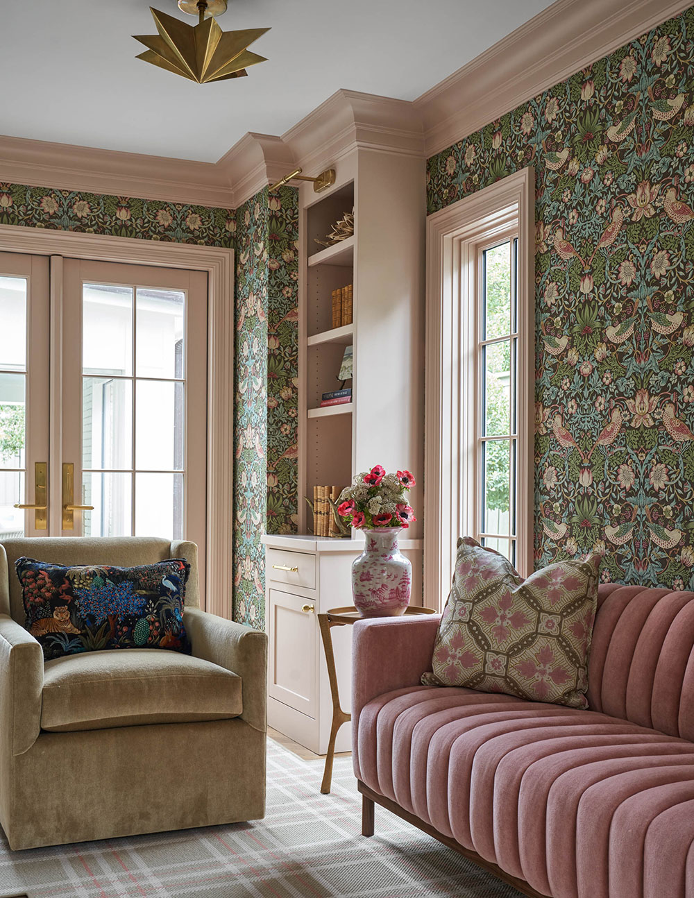 达拉斯美丽住宅 | 淡雅粉彩与花卉壁纸的完美融合-3