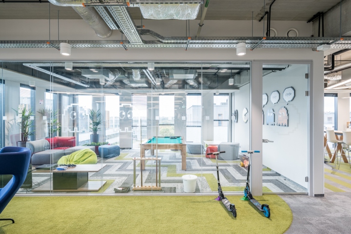 跨境电商平台OLX总部办公空间设计-21