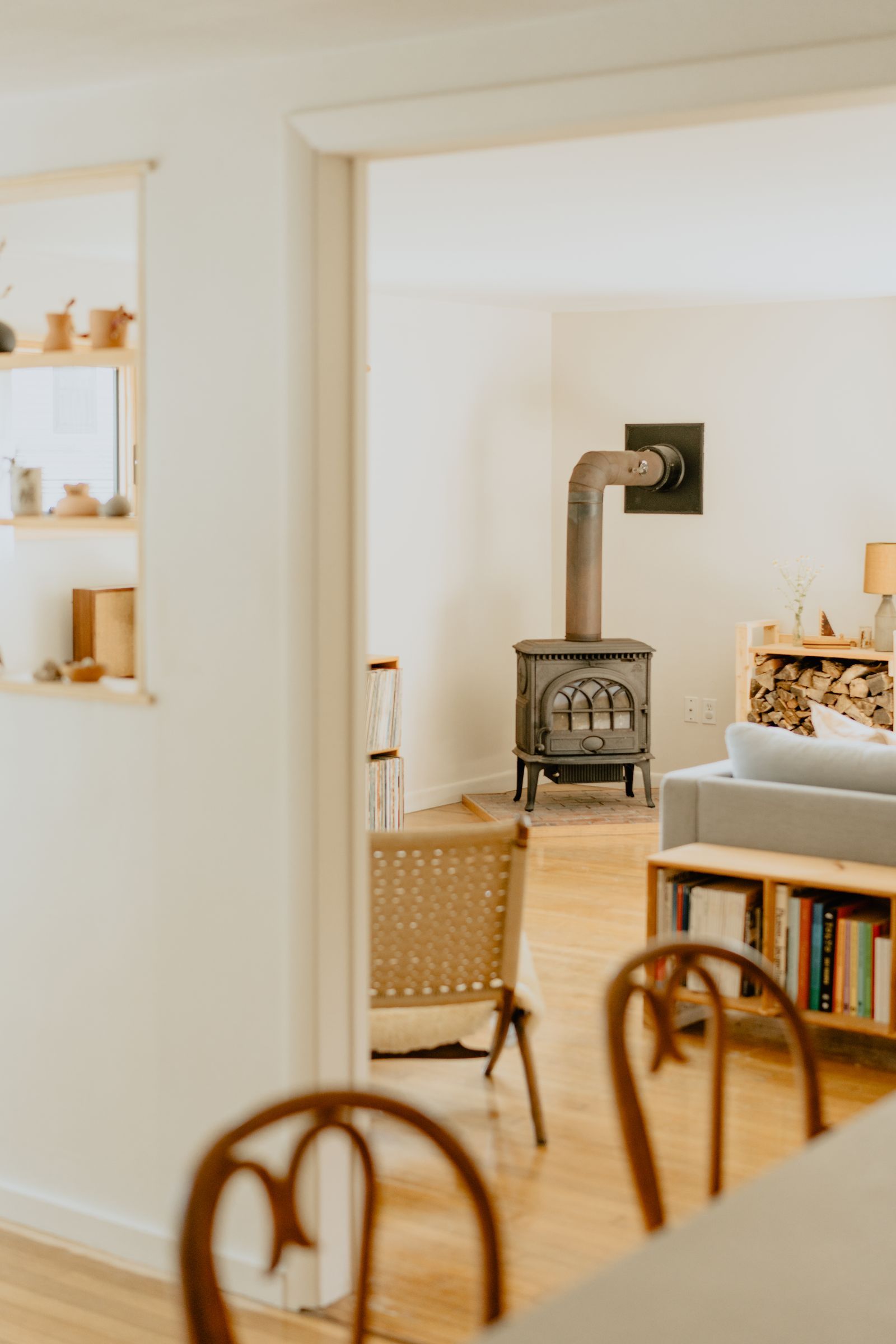 美国罗德岛森林木屋及家庭工作室改造-13