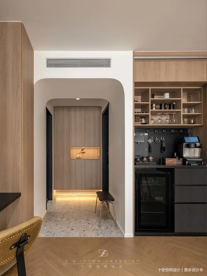 阳台打通做猫屋、套房式超大主卧，单身小哥的73㎡一人居酸哭我了-48