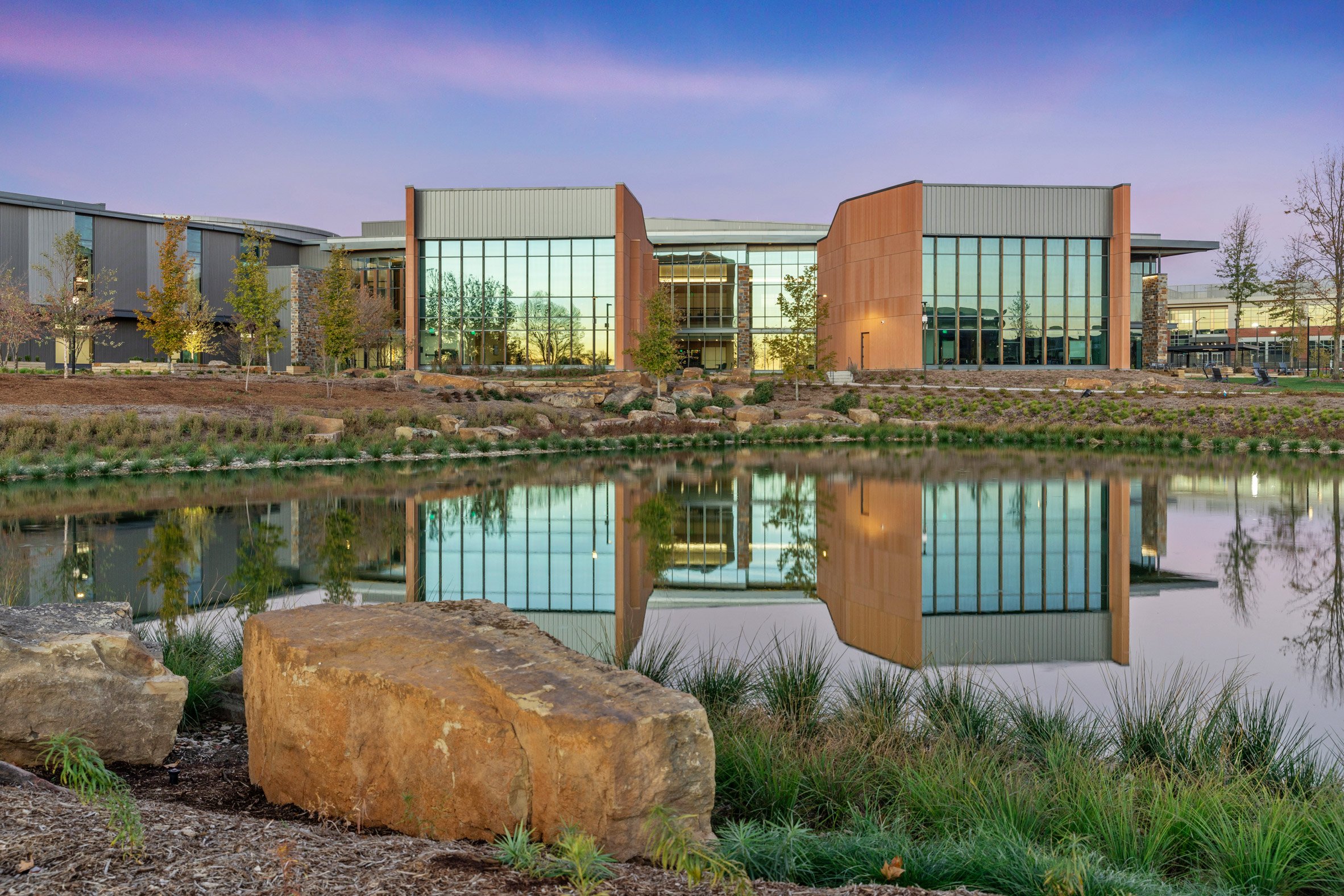 Walmart 总部园区丨美国阿肯色丨Gensler,SWA Group 等-3