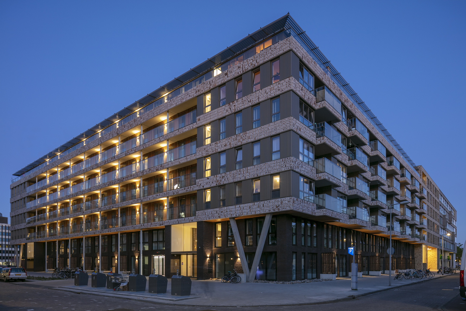 活力校园|Lieven Zuidblok 公寓丨Bureau B+B-23