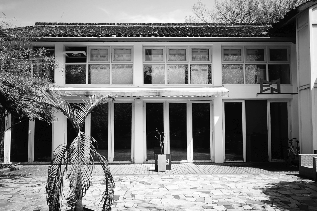 藤编、原木、大理石，自然稳重的空间气场｜寻常设计-65