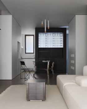 HURR赫设计丨极简复式重组空间秩序