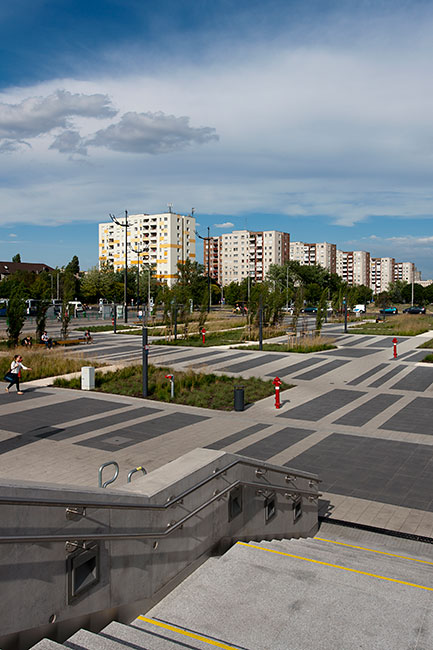 布达佩斯地铁 4 号线终点站临时公共空间设计-18