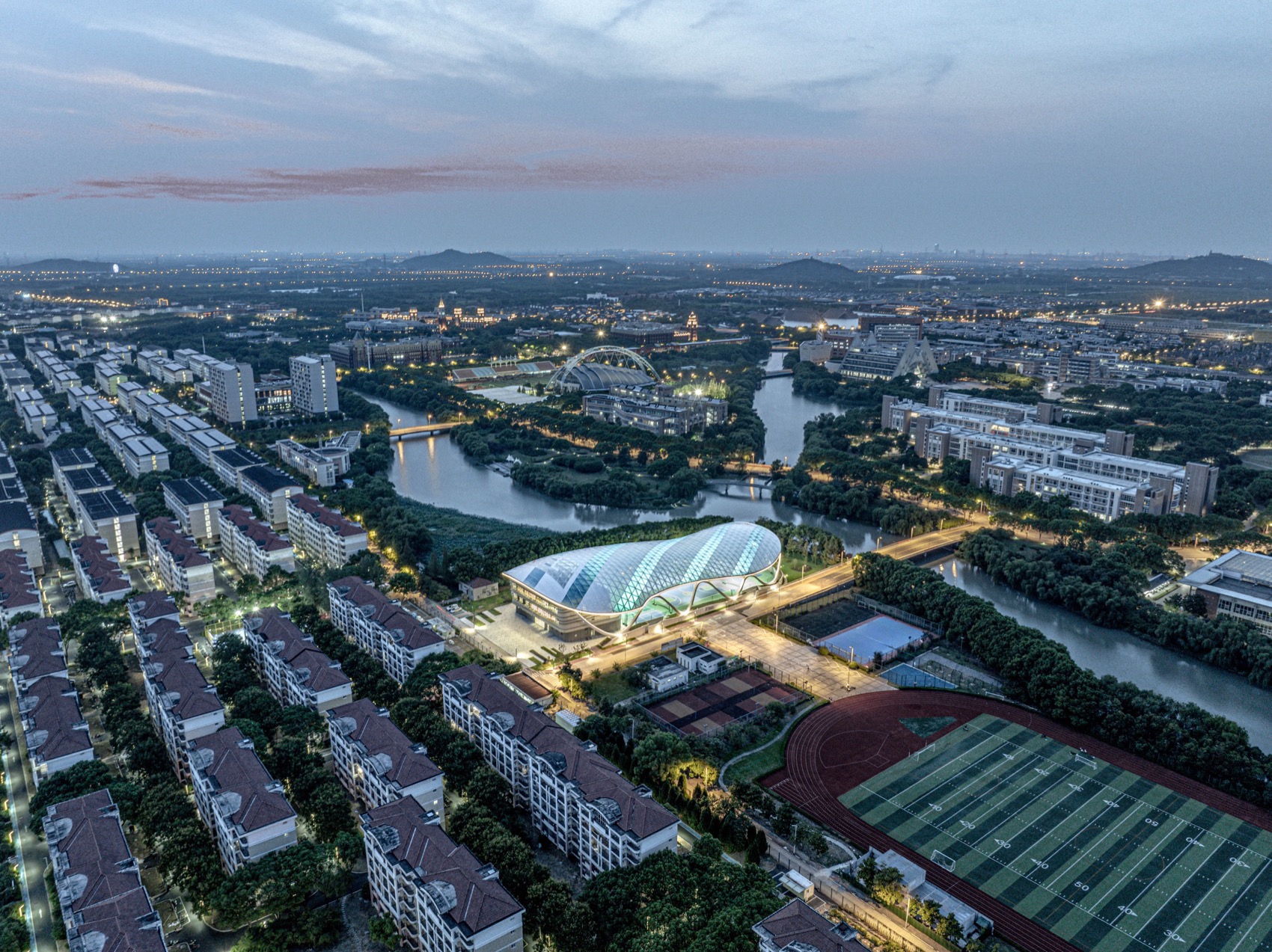 上海工程技术大学风雨操场丨中国上海丨同济大学建筑设计研究院-4