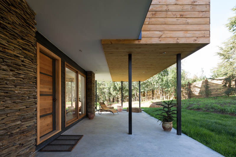 智利 Wulf House 湖畔别墅，融入景观与节能设计-28