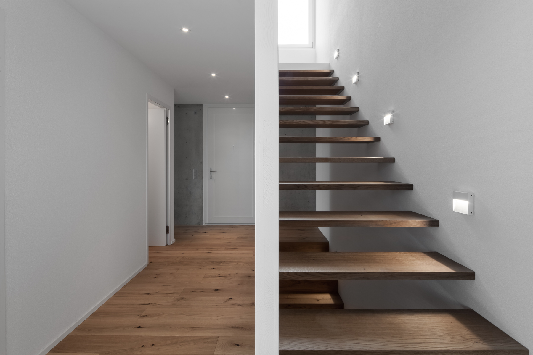 瑞士农村四口之家住宅，灵活居住空间与自然美景相融合-11