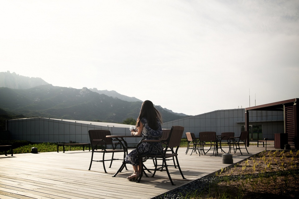 首尔道峰山停车楼——公共空间与城市环境的完美融合-39