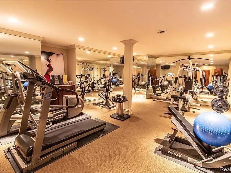 豪宅鉴赏｜密歇根湖畔的意大利风情庄园-41