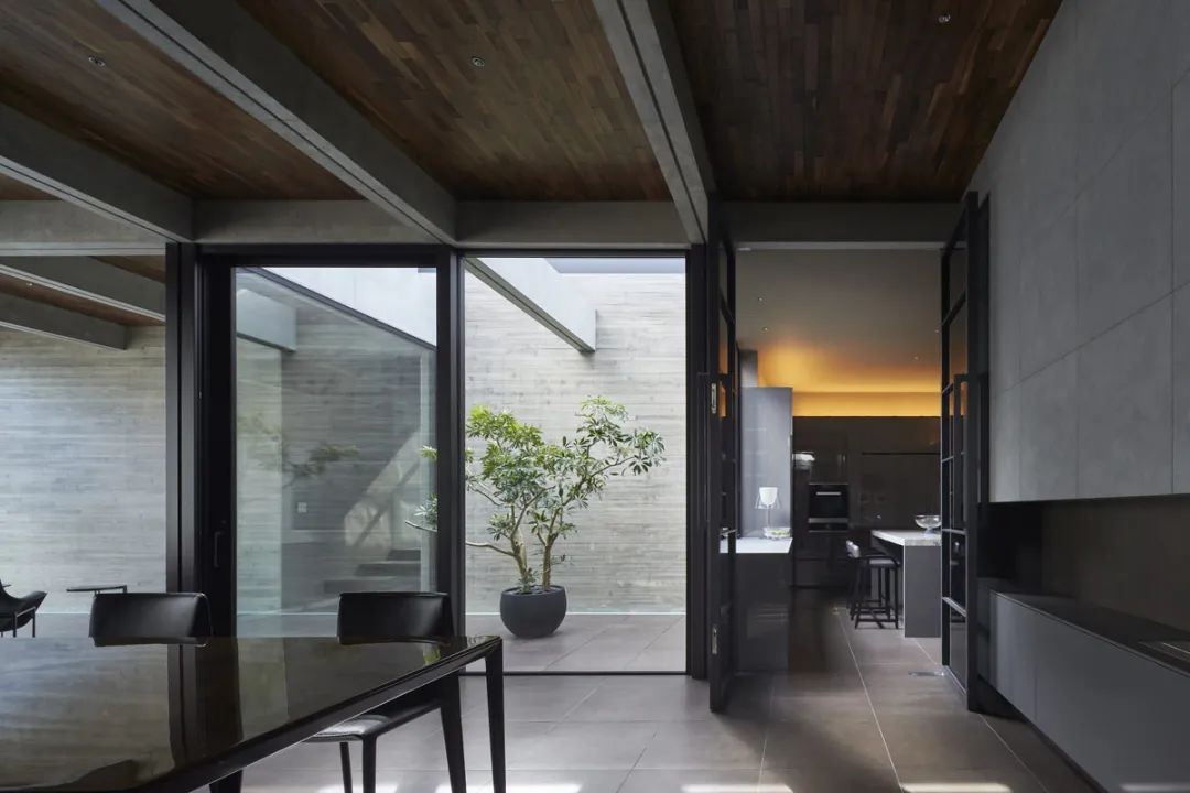 日本野兽派庭院住宅-31