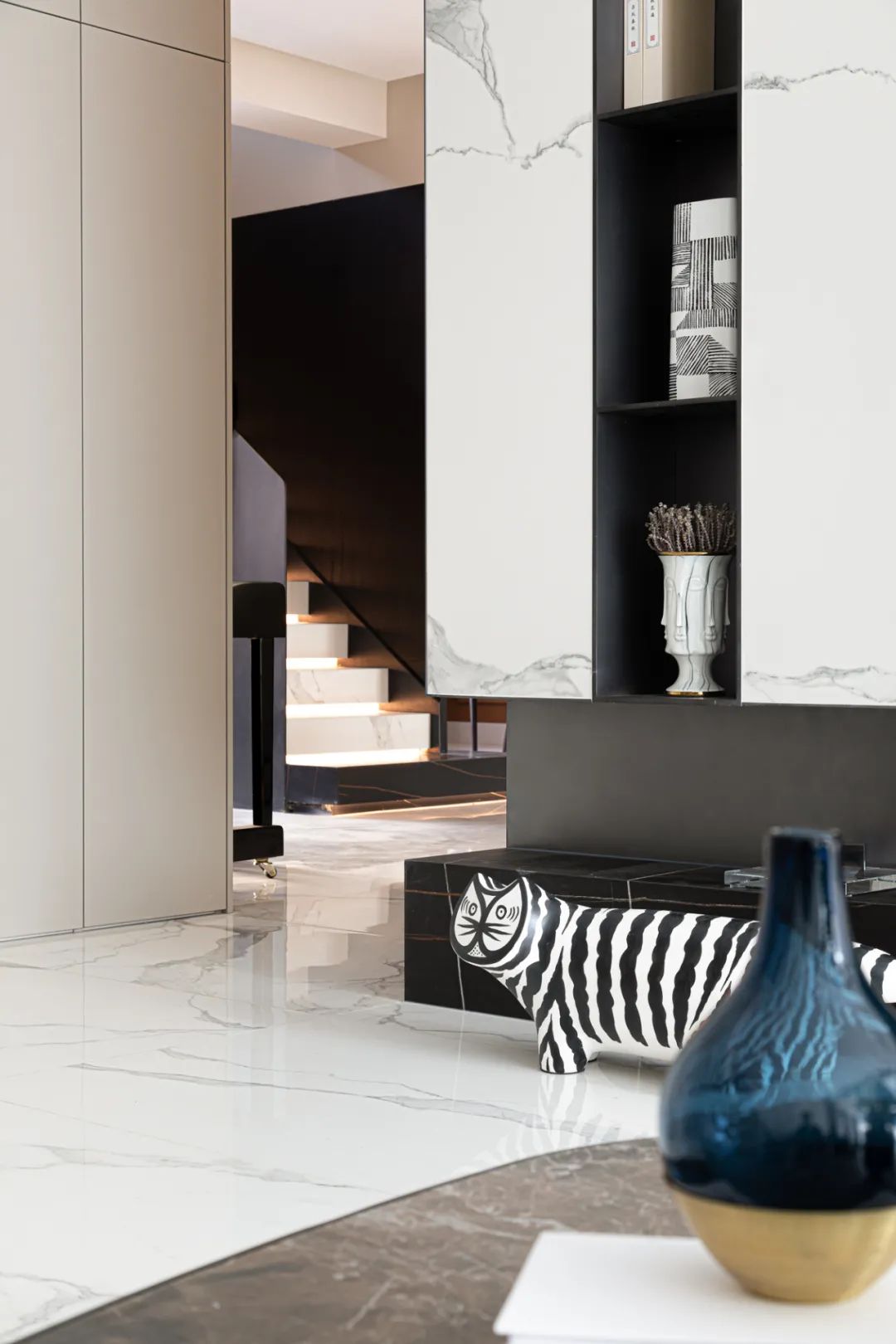 纯粹・极简家 · 现代雅奢住宅设计丨中国合肥丨忠岩优品空间设计-23