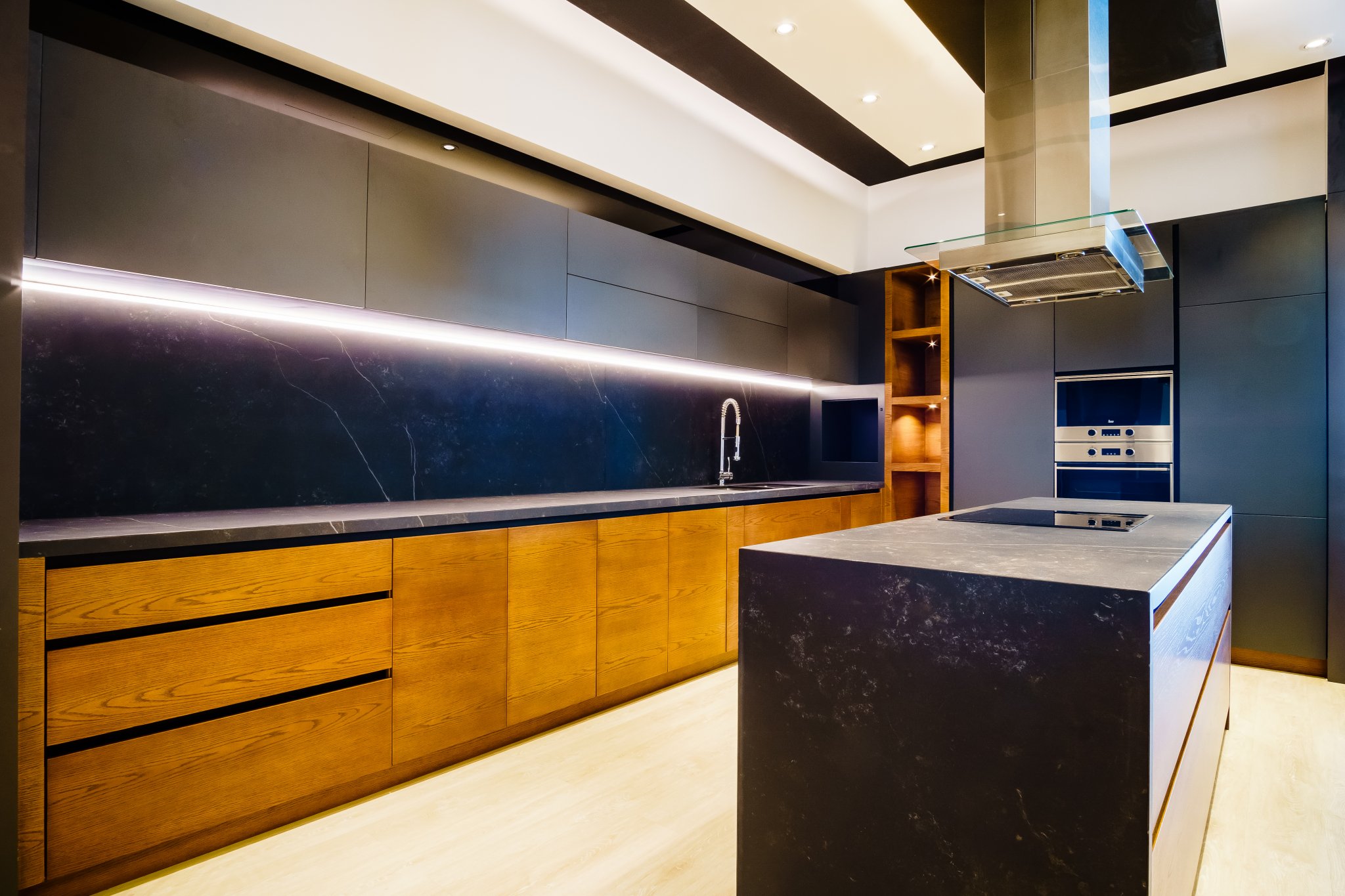 迪拜最大建筑五金展厅 Designsmith 和 EuroArt 联手打造-6