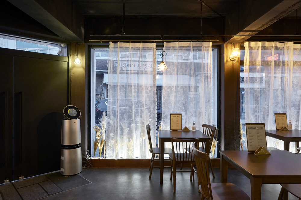 现代简约风 30 平米小酒馆，打造温馨社交空间-13