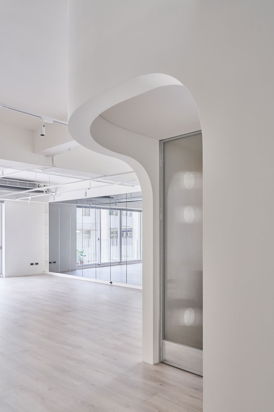 把深遠的時光輪廓和舊憶藏進祖父的老公寓，再次綻放成一場盛然光景 — Hey!Cheese-13