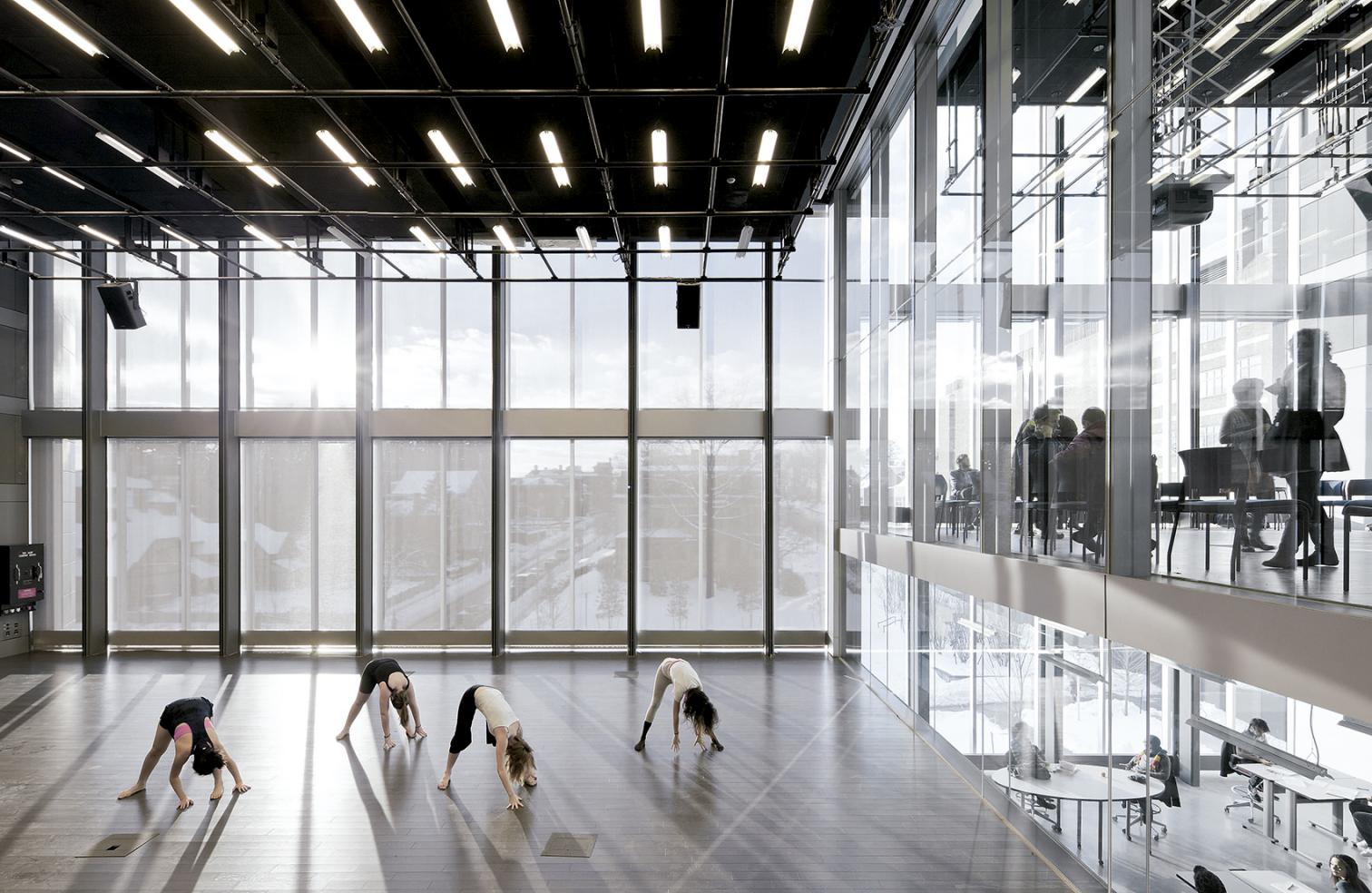 创意艺术中心 · 跨界融合的玻璃魔方-8