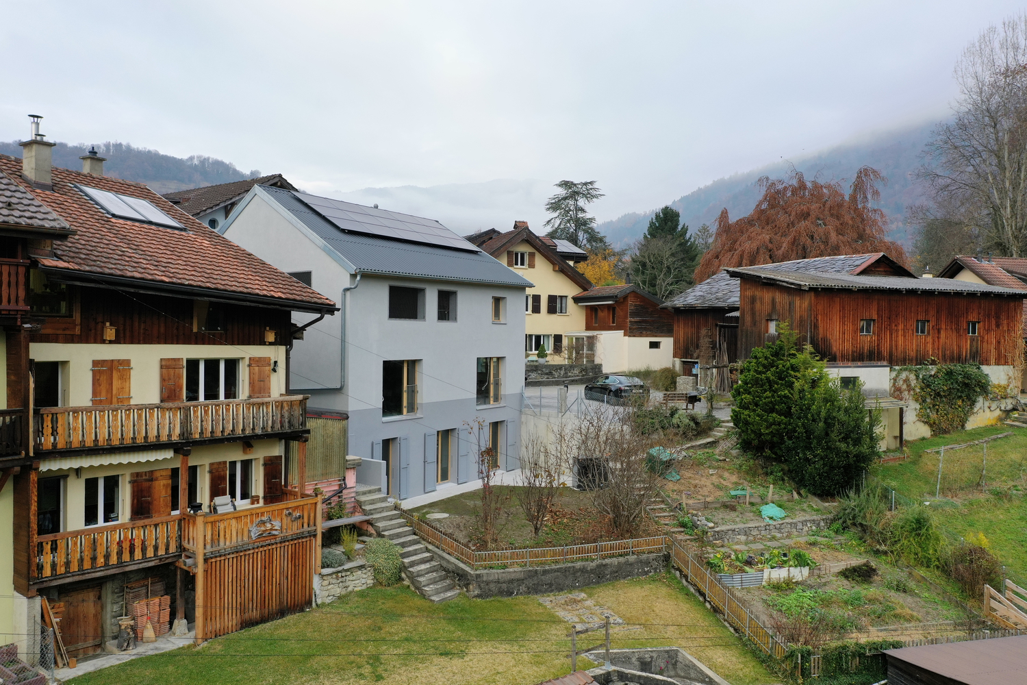 瑞士 Be· 村混凝土与木材结合的现代别墅设计丨studio SML-10