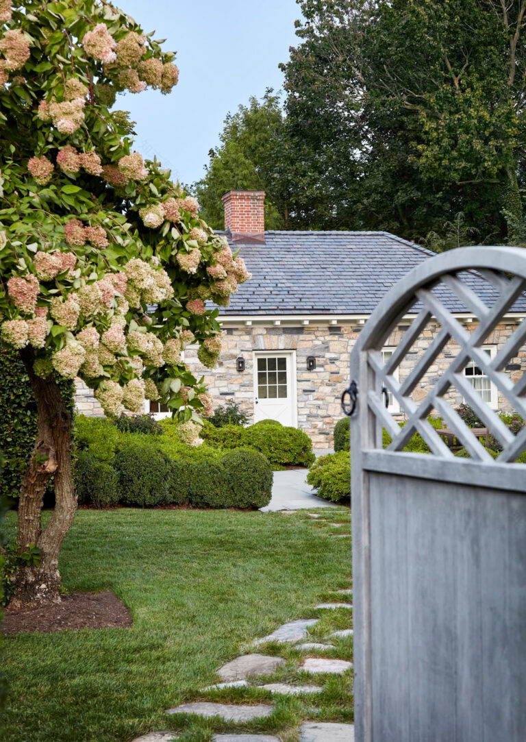 New American House in Greenwich | Ferguson & Shamamian-15