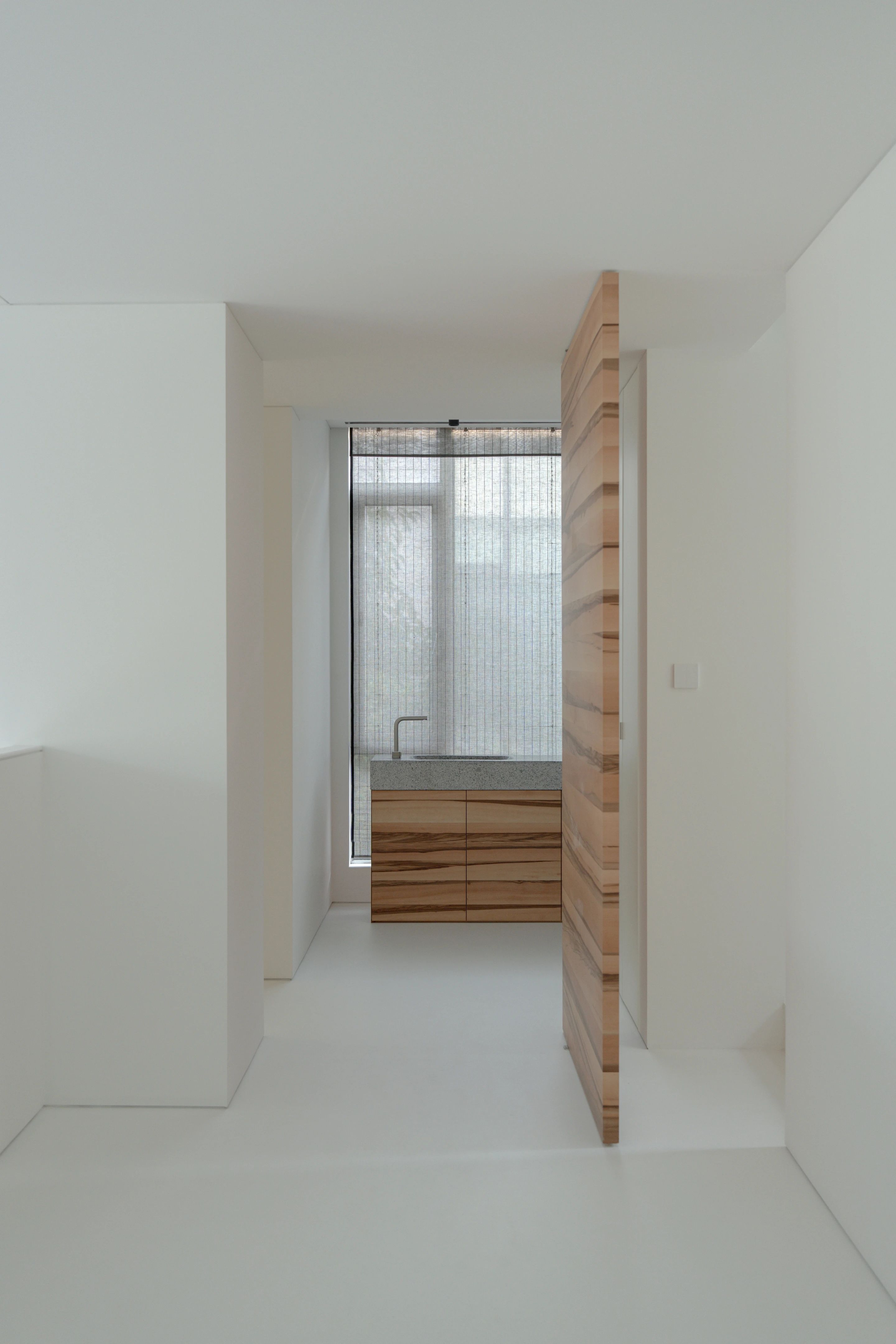 上海建筑师夫妇的极简自宅丨中国上海丨SUUKO DESIGN 肃可设计-17