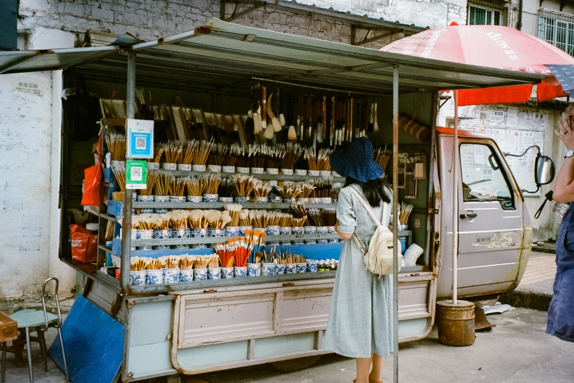 Inside a ceramic artist’s residence to Jingdezhen, China-8