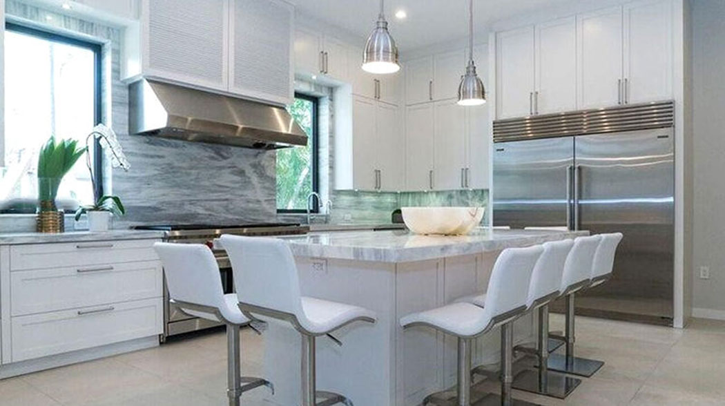 恩里克·伊格莱西亚斯和安娜·库尔尼科娃的家丨美国-2