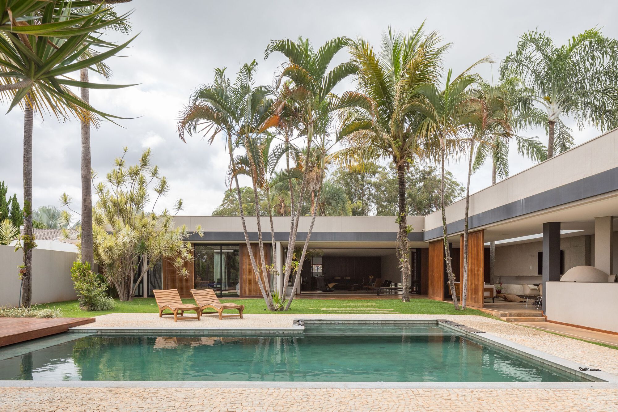 房屋 05 号丨巴西巴西利亚丨com,c arquitetura-25