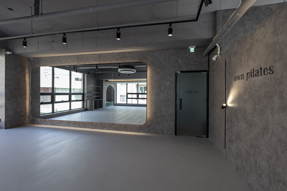 现代工业风 | 26 平小空间的极致利用-8