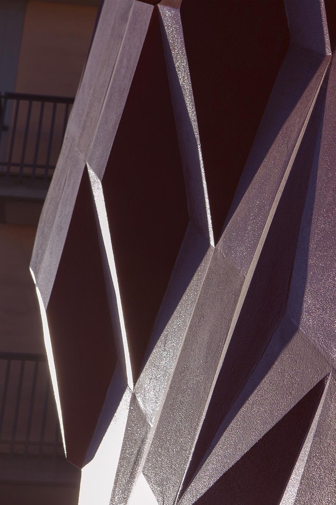 温柔的天才 · 重塑意大利古老城堡的现代设计-28