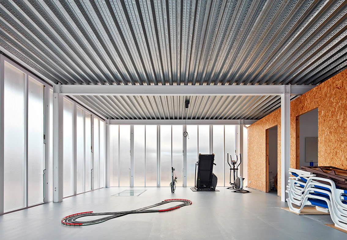 西班牙双层住宅丨Fake Industries Architectural Agonism + aixopluc-44