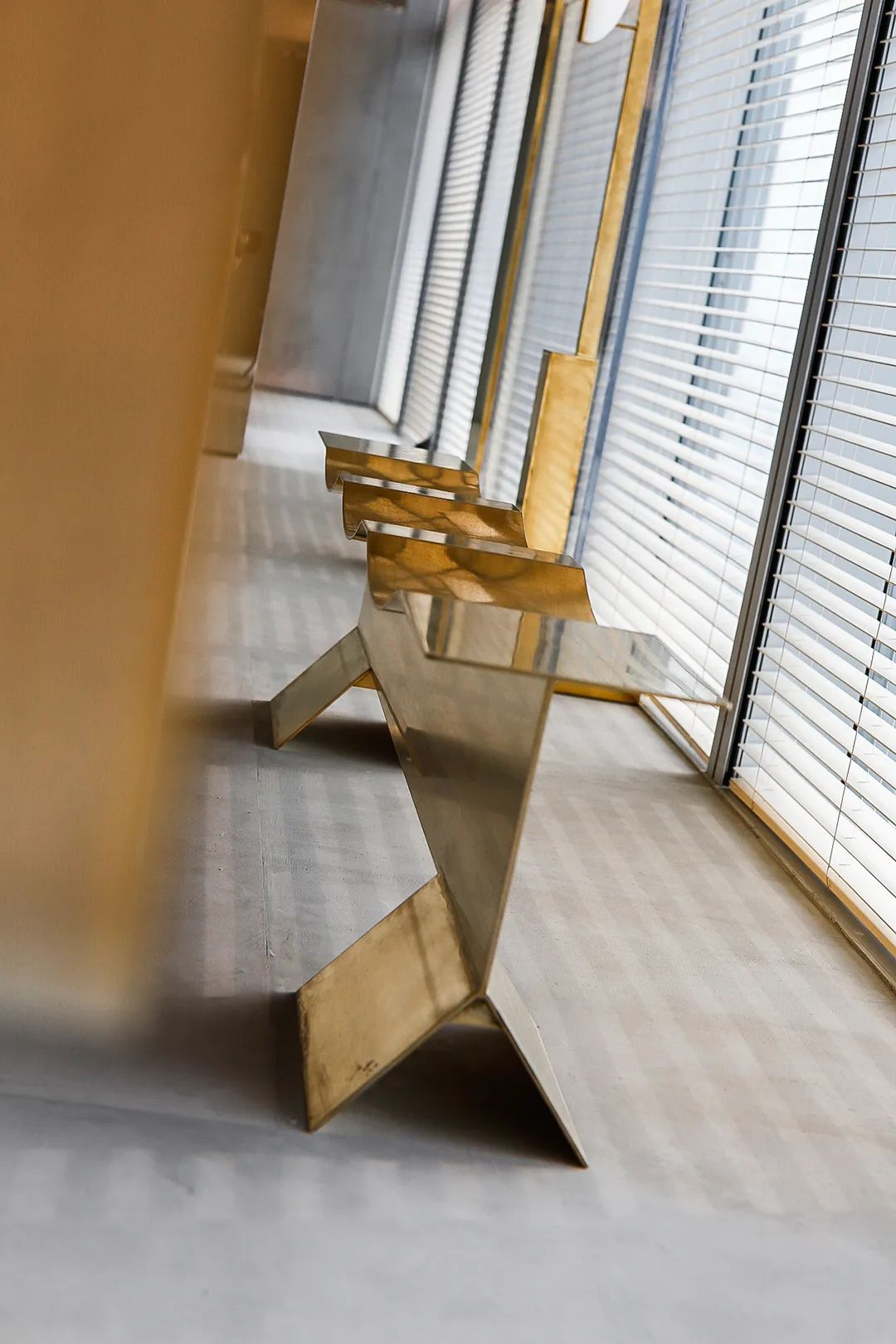 DOMANI 东仓 | 深圳科技美容概念旗舰店，亮如白昼的夜及温和的肢解-44