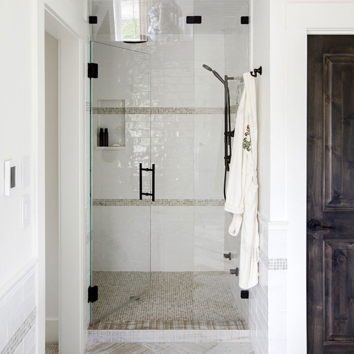 加拿大温馨乡村别墅,功能齐全的厨房与洗衣房-24