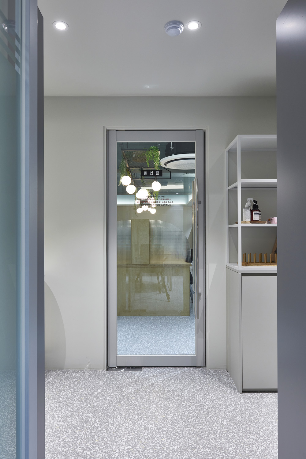 高级舒适的 80 平米室内设计案例-26